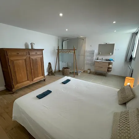 Sous Les Etoiles En Provence, Les Bambous בית נופש