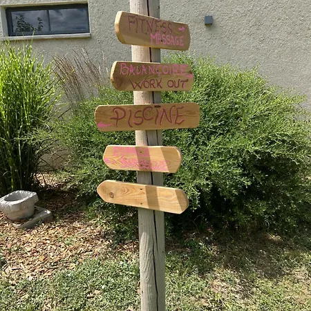 Sous Les Etoiles En Provence, Les Bambous *